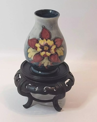 Vtg Moorcroft Columbine Vase Aqua W/Yellow & Plum Flowers 4" Signed? READ - Picture 9 of 14