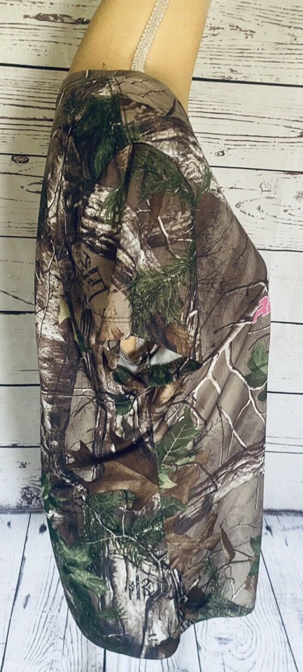 Blusa para mujer XL RealTree camuflaje estampado gráfico mangas cortas sedosa  Foto 4 de 4
