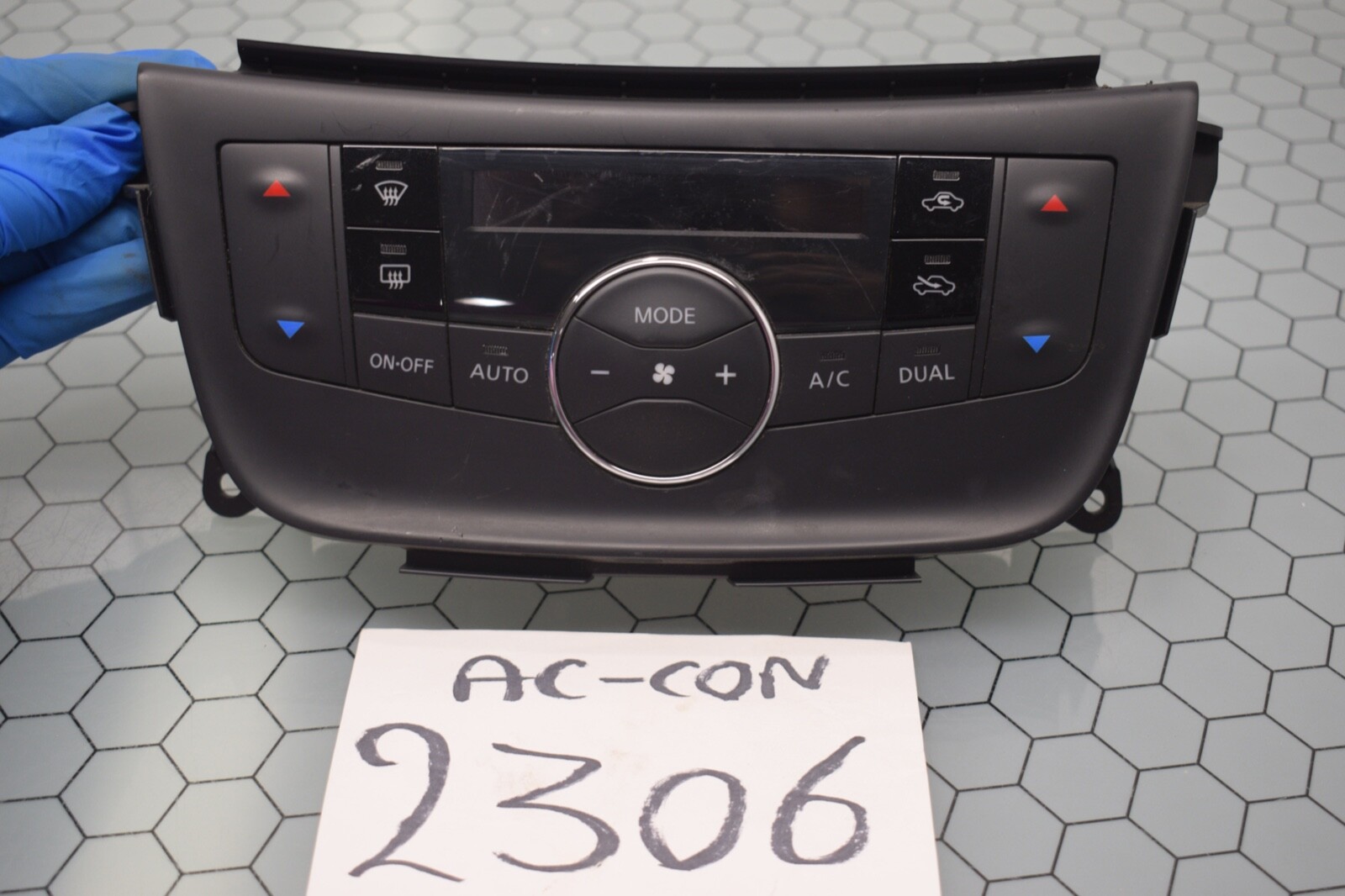15 16 17 18 19 Nissan Sentra AC and Heater Control Used Stock #2306-AC