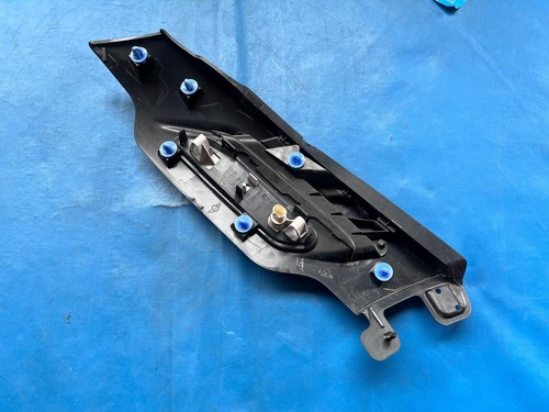 Mini Countryman/Paceman Left Side Indicator Trim (Piano Black 9812905) R60/R61 - Picture 4 of 4