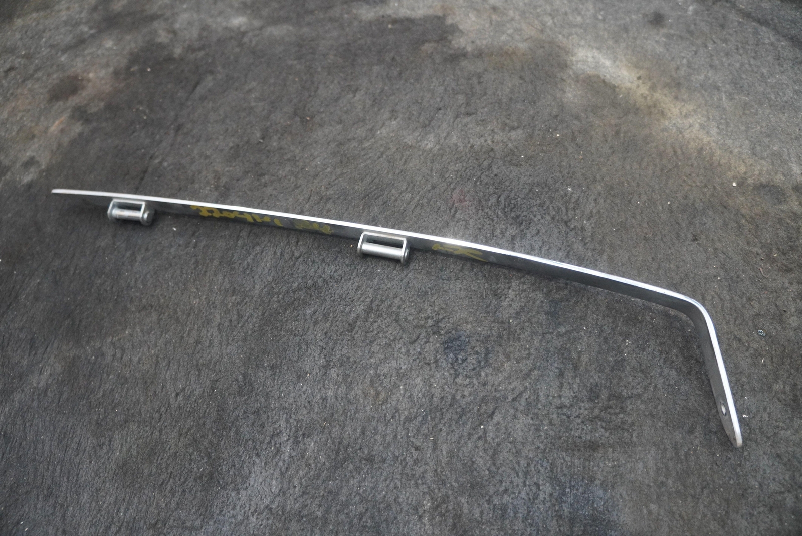 Front Right Headlight Headlamp Lower Bottom Chrome Trim Bentley Mulsanne 1988
