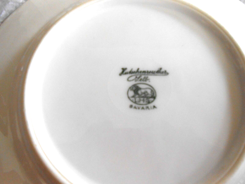 "Antike Bayern Hutschenreuther China Salatteller mit Goldrand 7 3/4" - Bild 2 von 3