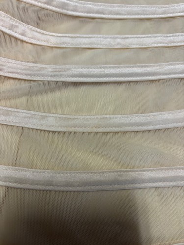 Halston Heritage Women's Beige Round Neck Sleeveless Lined Peplum Top Sz Small? - Picture 9 of 12