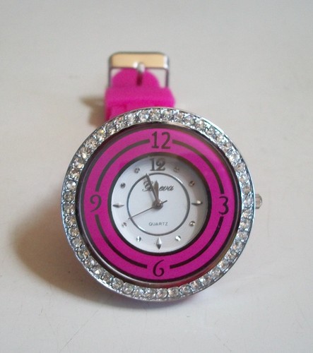 Women's Fashion Orange Red Yellow Pink Green White Silicone Band Stone Watch - Picture 57 of 59