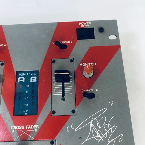 Mezclador DJ Vestax PMC-05 (PMC05) TRIX Signature 1990 - Imagen 7 de 12