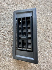 198894 Chevy S10 Blazer Gmc S15 Sonoma Jimmy Ac Ac Vent Right Pass Side Oem