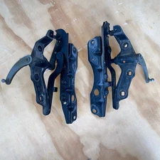 07-13 Mercedes S550 S600 W221 Front Hood Mounting Hinges Support Bracket Pair