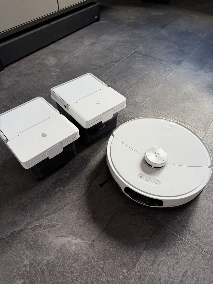 Roborock S8 MaxV Ultra weiß Saugroboter mit Selbstreinigungsstation - Bild 2 von 4