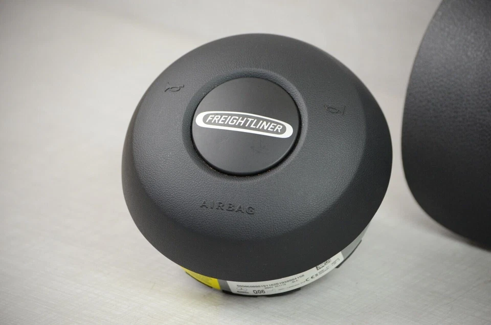 2019-2021 Freightliner Sprinter Driver Wheel Airbag & Right Dash Airbag Set OEM - Image 2 of 4