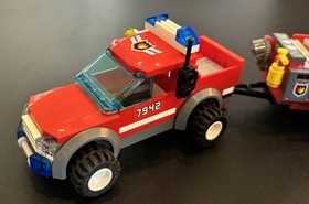 Lego City Sets 7737, 7942 100% Complete