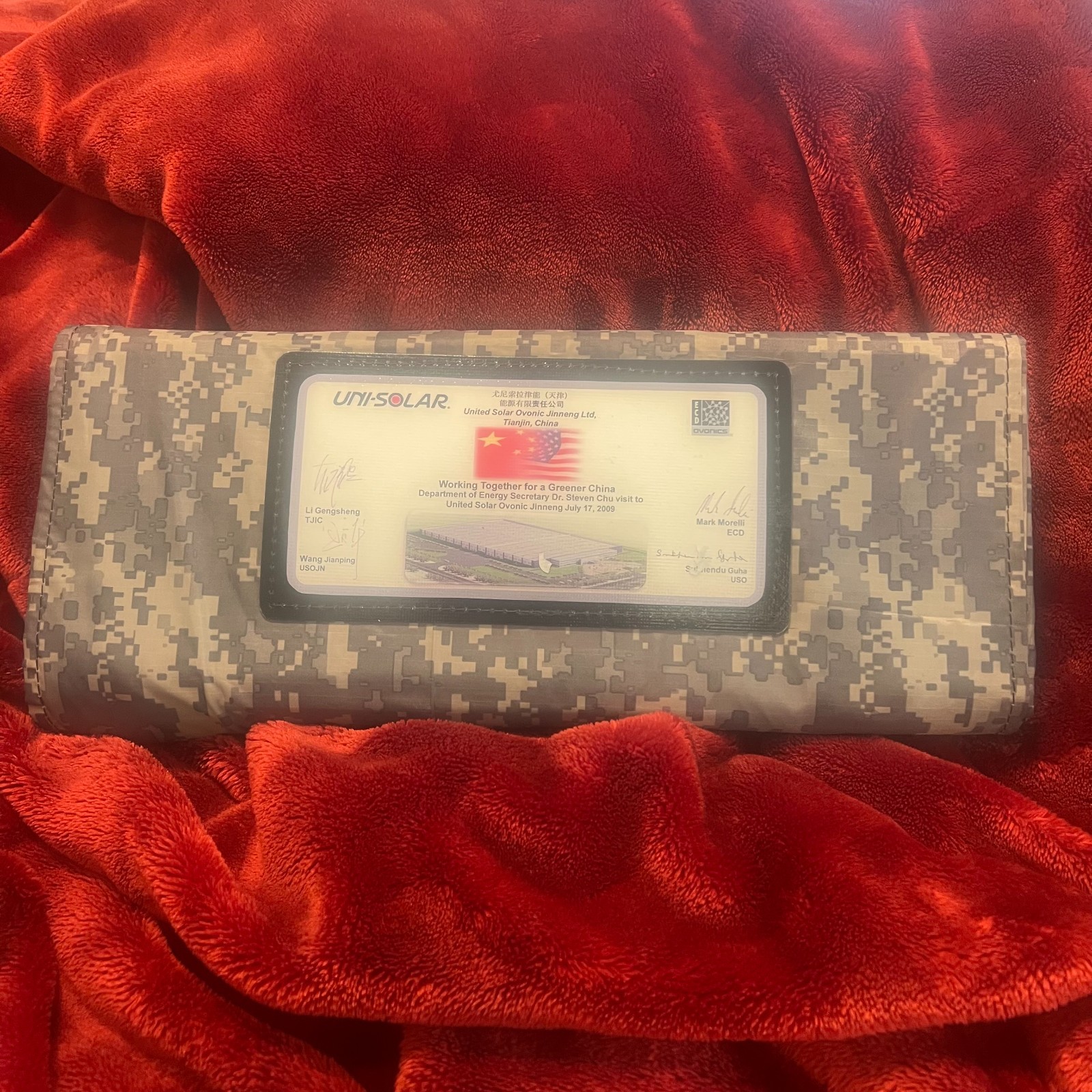 NEW | NEVER USED | Uni-Solar 34 Watt Foldable Flexible Solar Panels, Camouflage