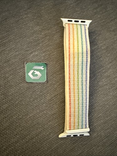 Apple Watch Nike Sport Loop 40mm (38/41) Genuine OEM 2021 Pride Edition Used - 第 1/7 張圖片
