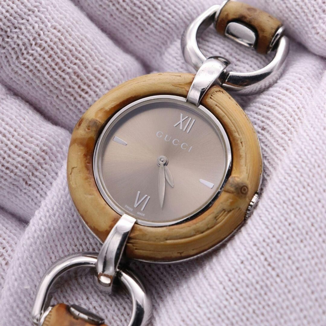 Gucci 132.4 watch Gucci 132.4 Watch Quartz 35mm Men main image 4