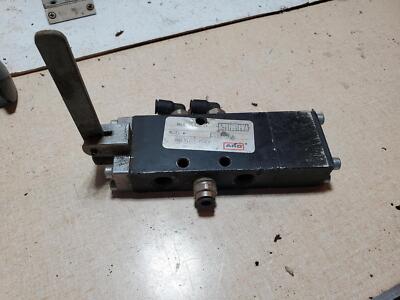 Valvola Pneumatica ARO 5840 0799 02 &ndash; Nuova, Funzionamento Ad Aria, Ideale Per Impianti Industriali