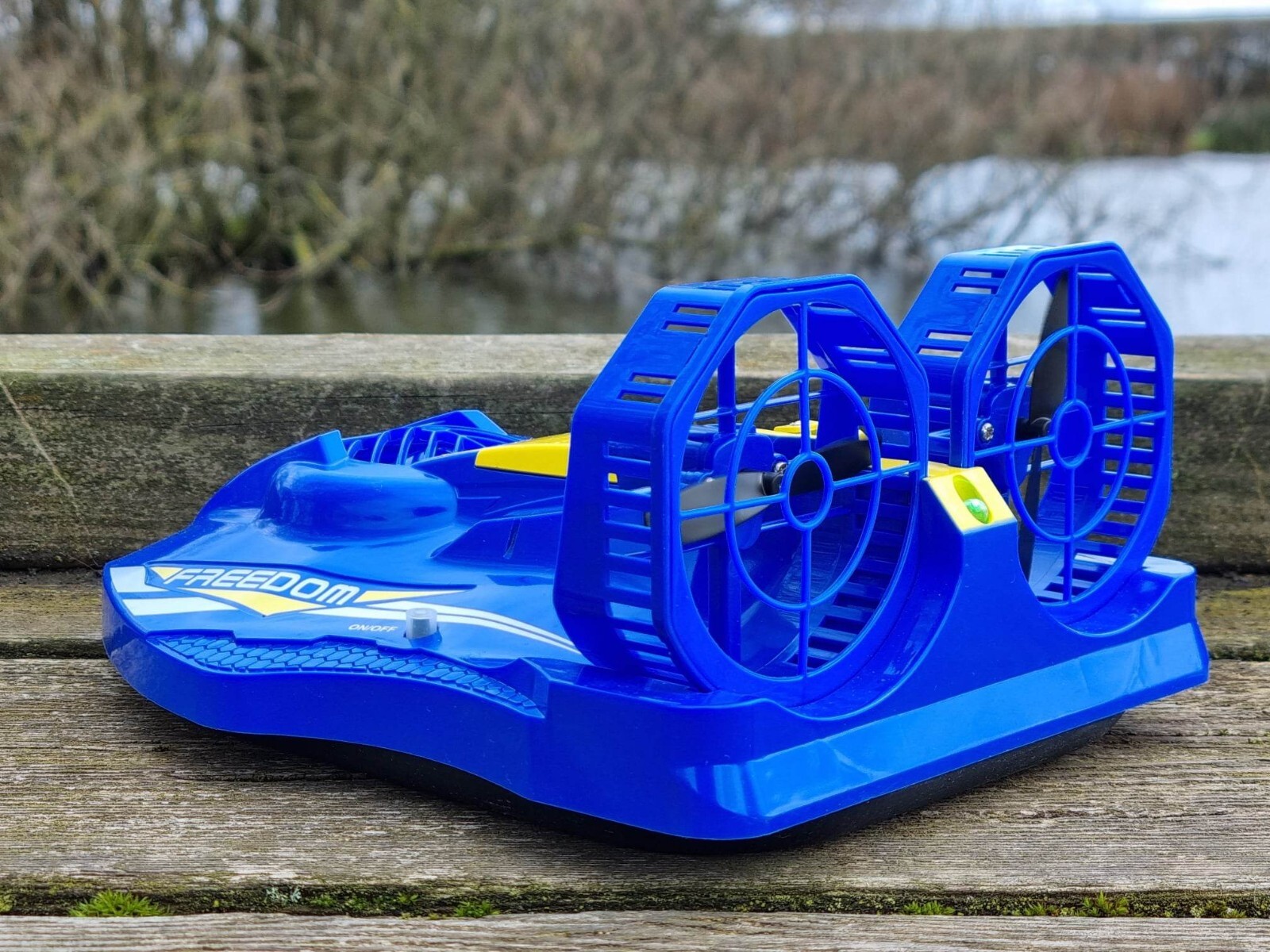 RC Hovercraft Toy Remote Control speed Boat Racing RTR Model 2.4ghz 4Ch