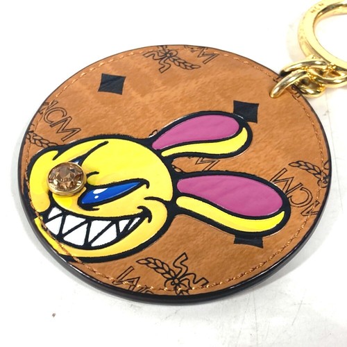 MCM SAMBYPEN collaboration Visetos Logo Rhinestone Bunny Bag Charm Key Holder - Picture 3 of 6