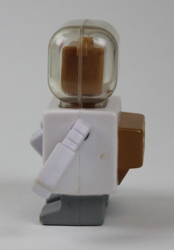 2009 SANDY CHEEKS Plastic Figure Burger King Toy 3.25" (8.5 cm.) Spongebob - Picture 4 of 6