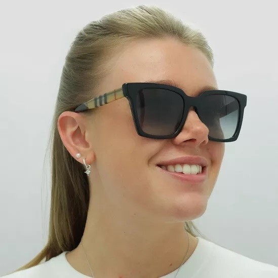 Burberry Women AUTHENTIC Sunglasses Black Grey Square BE4335 39298G BRAND NEW