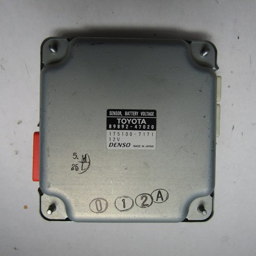 2010-2015 Toyota Prius Hybrid Bettery Voltage Sensor Control module 89892-47020