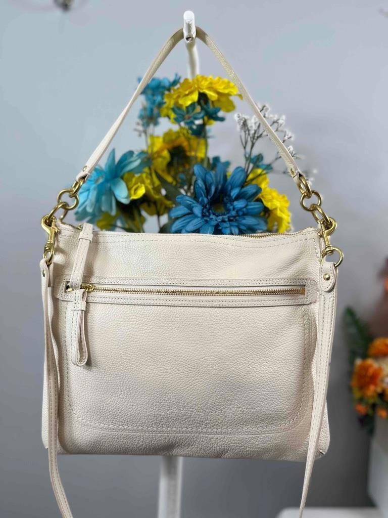 COACH Poppy Perri Hippie Off White Leather Large Crossbody