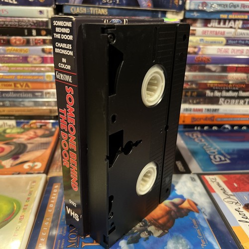 Someone Behind The Door 1971 VHS Anthony Perkins Charles Bronson Horror Thriller - Picture 11 of 11