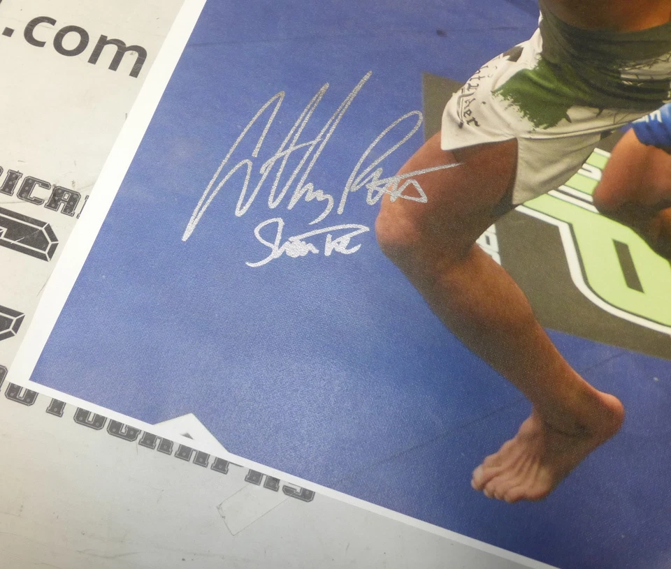 Foto en lienzo firmada por Anthony Pettis UFC 20x30 certificado de autenticidad PSA/DNA WEC Showtime Kick Auto Foto 3 de 4