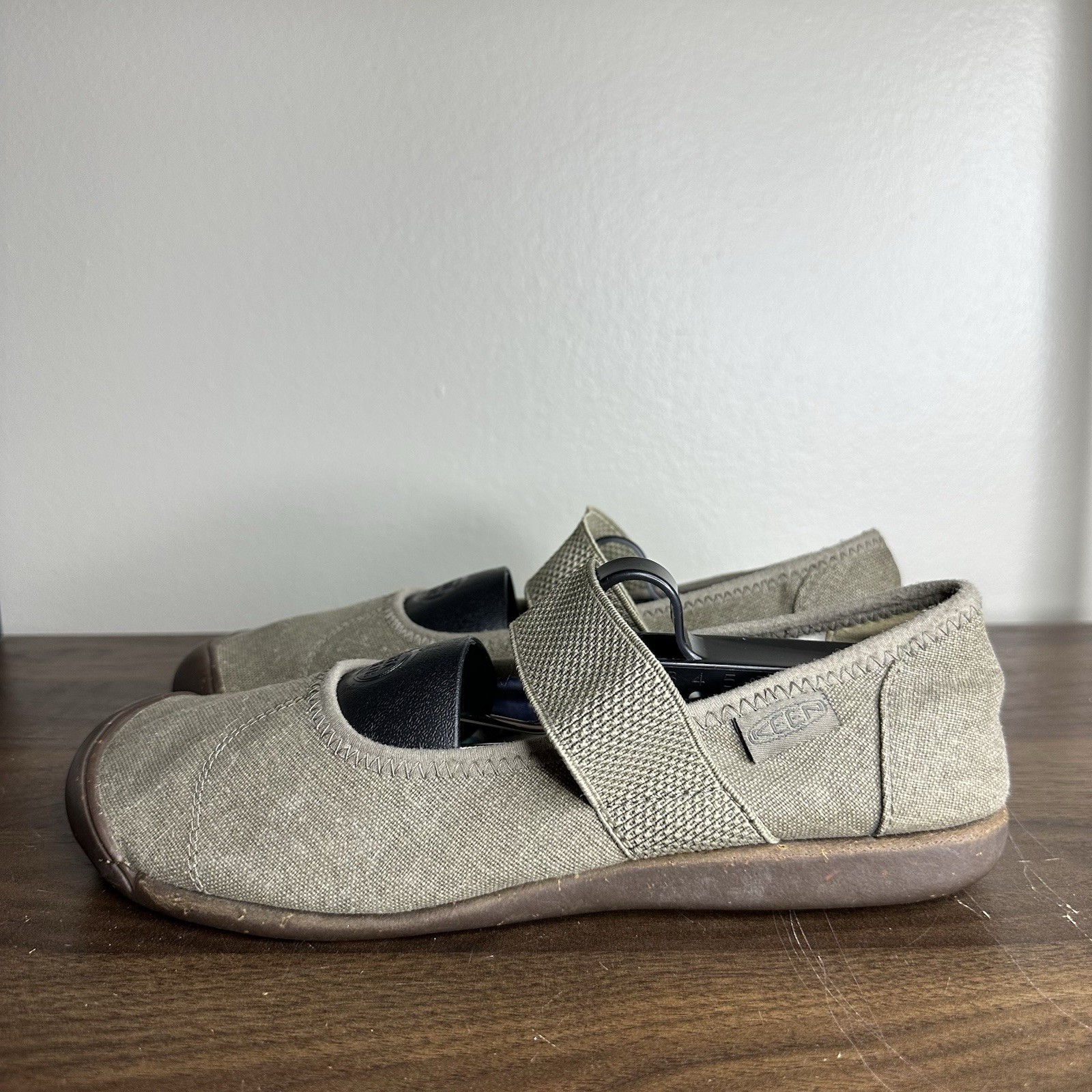 Ballerine Keen Siena in tela marrone Mary Jane taglia 8 donna