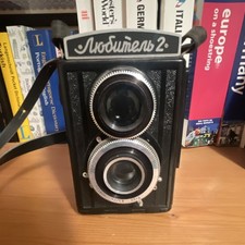 LOMO Lubitel 2 Twin-Lens Reflex TLR Camera 120mm Film Black