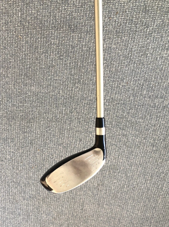 X9 Extreme MOI, Men's 31* RH 7-Hybrid Iron, R-Flex graphite shaft, Mid-Size grip - Image 4 of 4