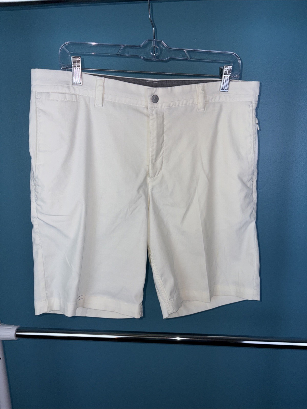 Shorts Size 34 Off White Preppy Old Money