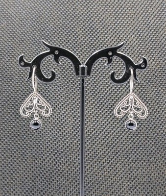 Vtg ATI Sterling Silver Black Onyx Dangle Filigree Heart Hook Indonesia Earrings