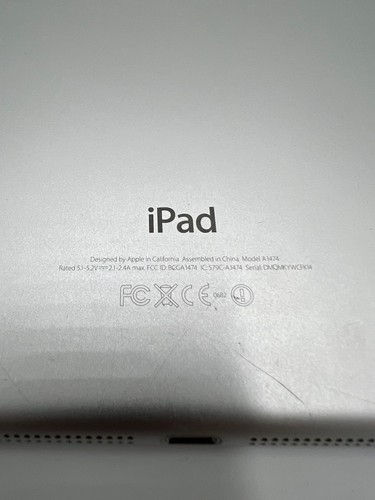 Apple iPad Air 1st Gen 9.7" Wi-Fi 16GB – Silver/White – Model A1474 - Picture 7 of 8