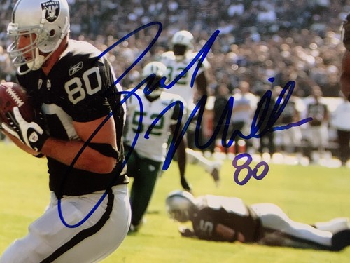 Zach Miller Signed Oakland Raiders 8x10 Photo Upper Deck - Picture 2 of 5