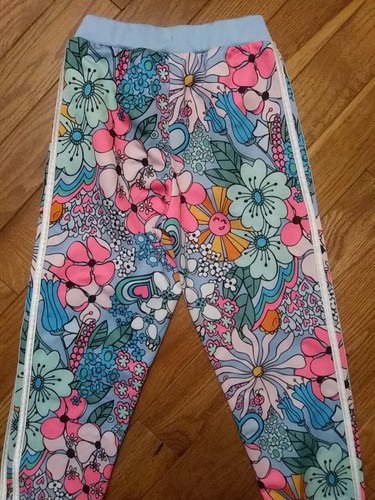 Adidas Happy Floral Design Sweats With Pockets, M (10-12) - Picture 6 of 6