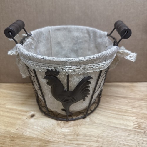 New Primitive Farmhouse Rooster CHICKEN WIRE EGG BASKET With Wood Handles New - Picture 2 of 4