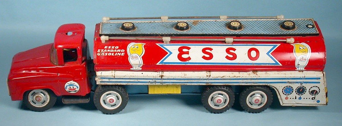 1950-60s ESSO Gas Tanker Truck 18