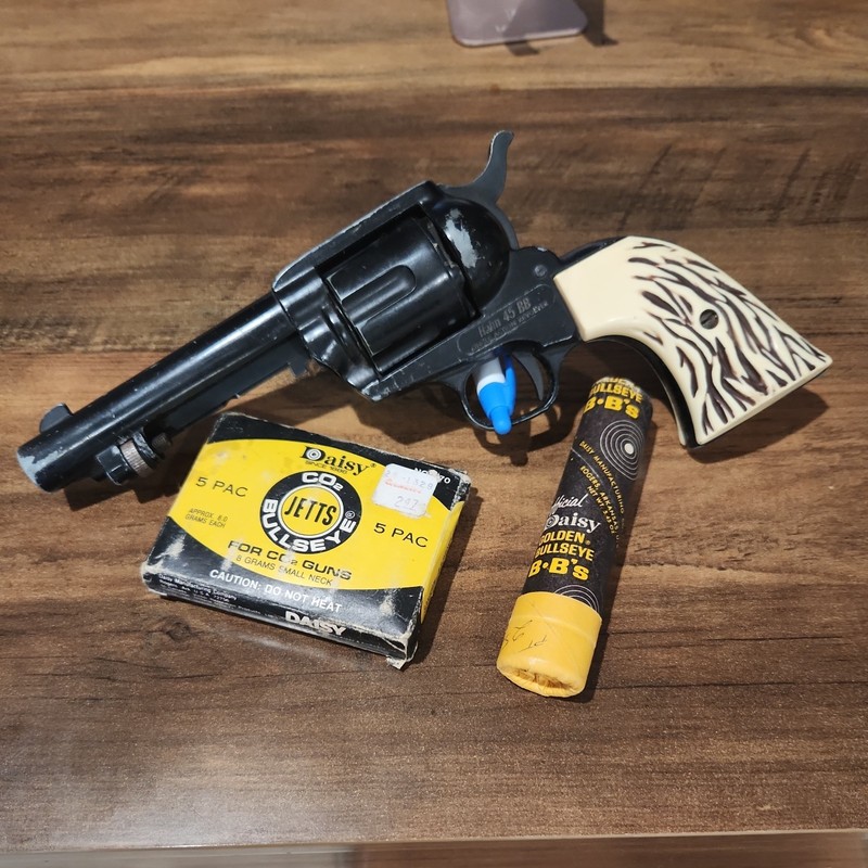 Hahn 45 Co2 BB gun, Single Action Revolver.  Untested. 1960's co2 & BBs
