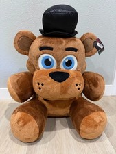 Five Nights at Freddy's 20  Classic Freddy Bear Plush 2025 Jazwares - in Hands