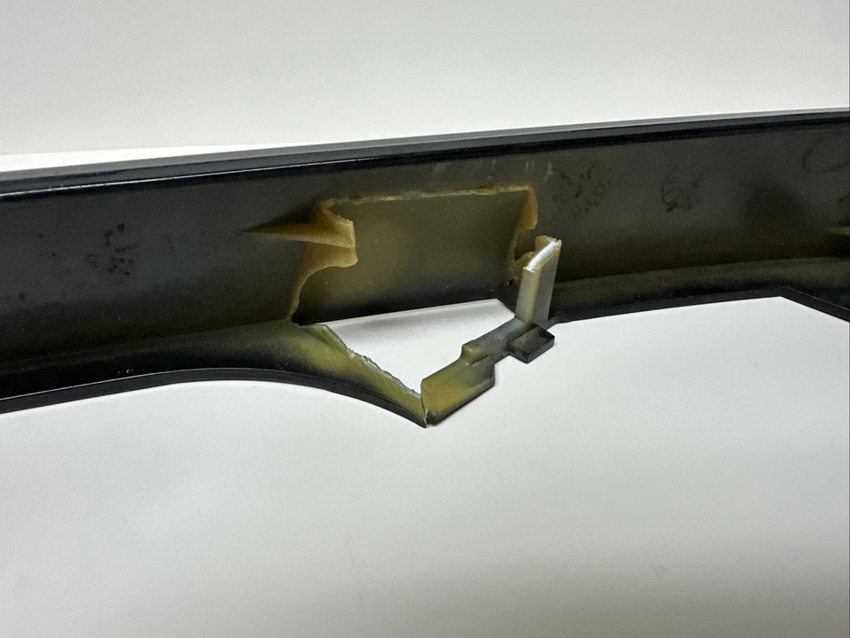 Parachoques delantero derecho Nissan Titan Infiniti QX56 2004-2007 62234-7S300 Foto 4 de 4