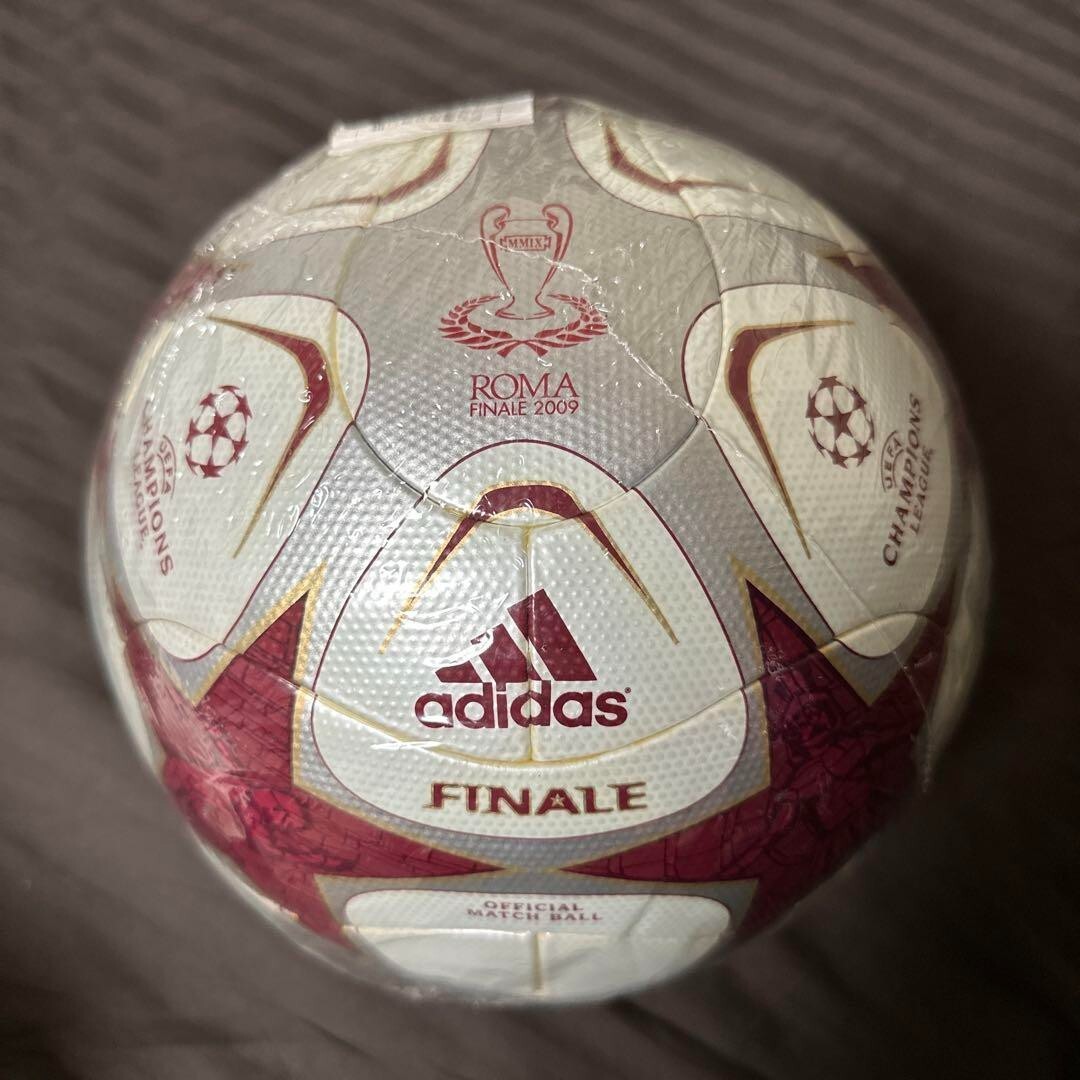 フィナーレ2009 公式球 チャンピオンズリーグ ローマ メッシ ロナウド