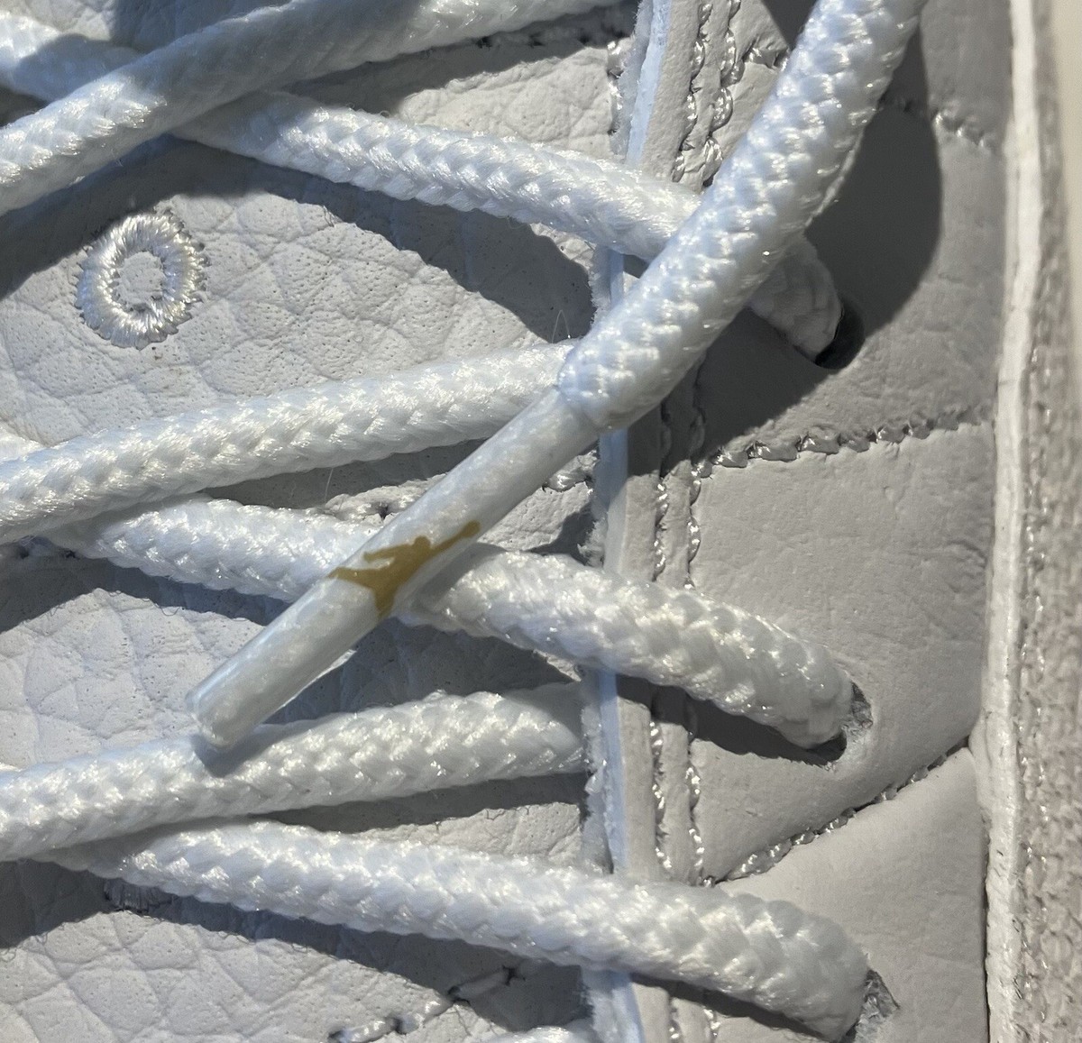 Air Jordan 12 ホワイト ゴールド Shop Jordan Air Jordan 12 Retro FD9101-007 white | SNIPES USA