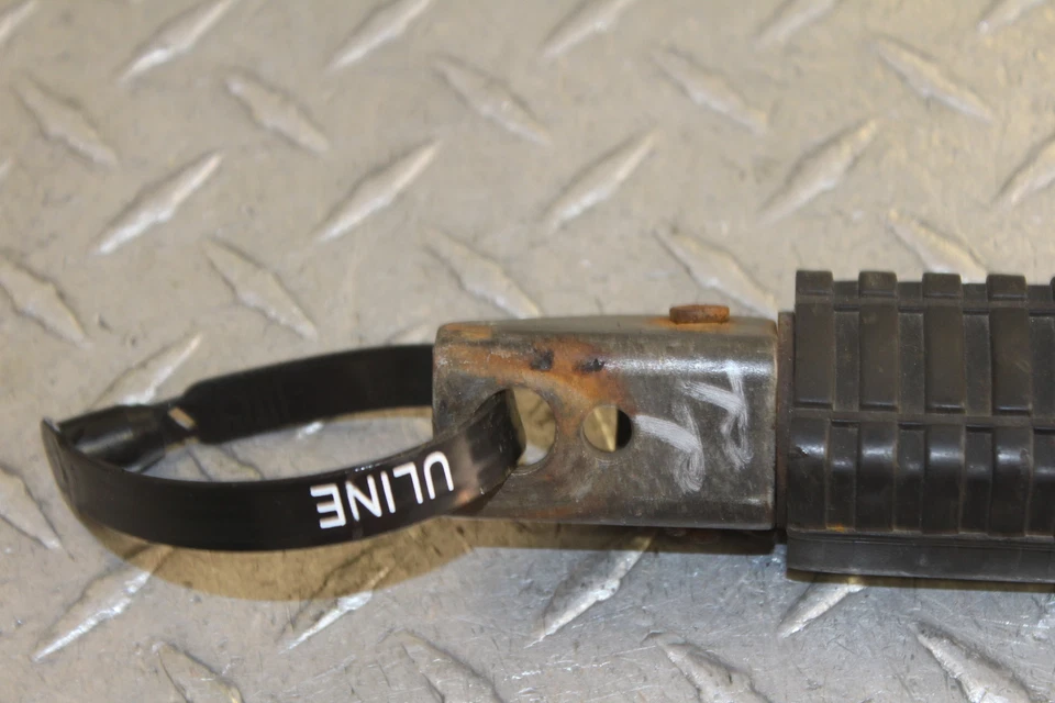 1980 KAWASAKI 750 LTD KZ750H REAR PASSENGER FOOT STEP PEG - Изображение 2 из 4