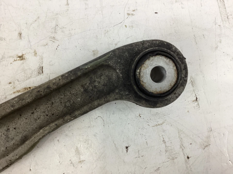 Brazo de control superior de suspensión trasera Mercedes-Benz C300 C350 2008-2014 20407 OEM Foto 2 de 4