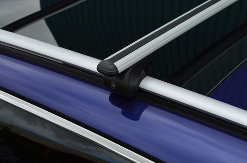 Cross Bars For Roof Rails To Fit Toyota Avensis (2003-09) 100KG Lockable - Picture 3 of 6