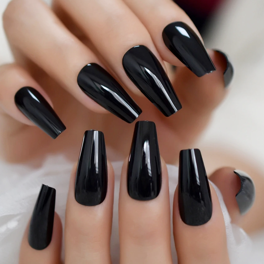 24-Piece Matte Black Short Press-On Nail Set – Full Cover Tips With Glue Included