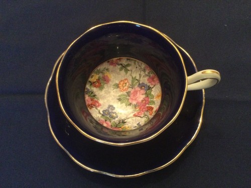 Royal Albert Teacup and Saucer - Picture 3 of 3