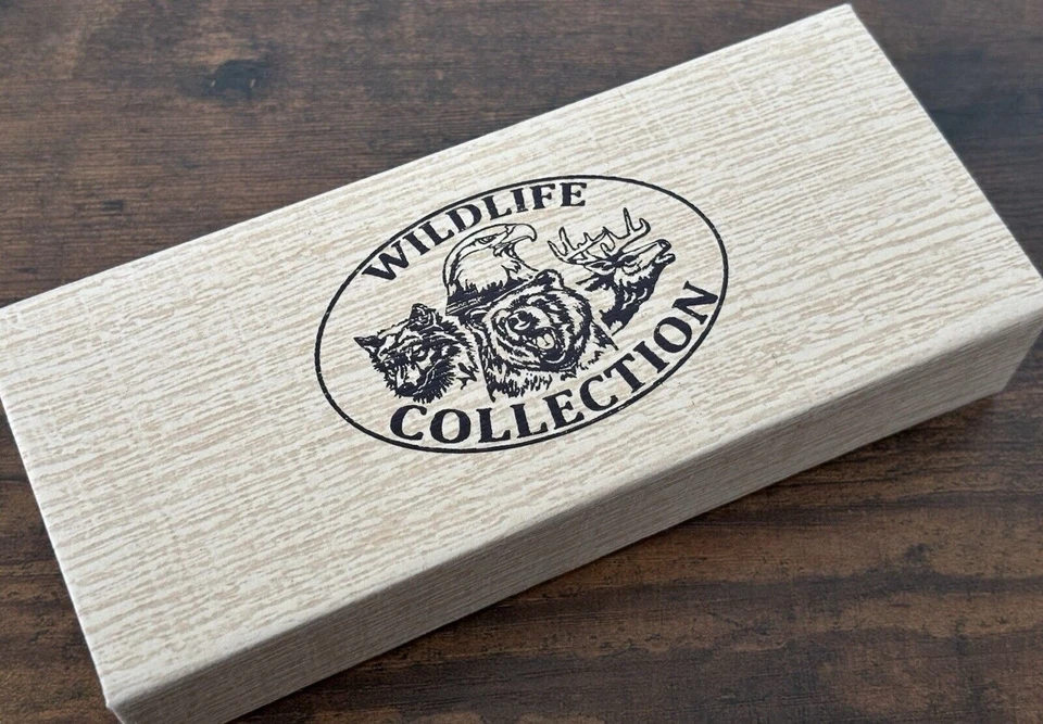 Cuchillo caja de regalo de vida silvestre ciervo acero inoxidable grabado ornamentado imitación marfil mango Foto 4 de 4