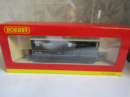 Hornby OO R6077 Neu in OVP GWR 20 Tonnen Brake Van "114775 Worcester" - Bild 1 von 4