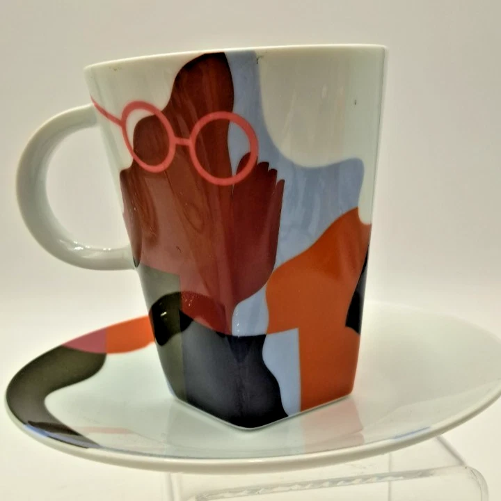 Nespresso Thrive Scholars Edición Limitada.  Taza platillo taza café Kenesha Sneed N2228 Foto 2 de 4