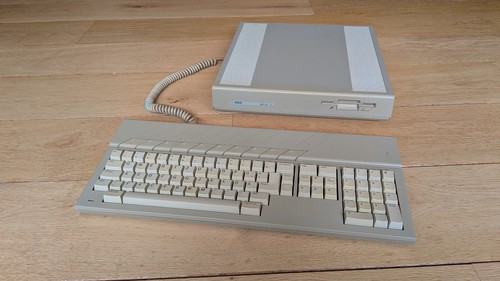 ATARI MEGA ST 2, keyboard, Rainbow TOS 1.04 DE, 4 MB - cleaned and tested